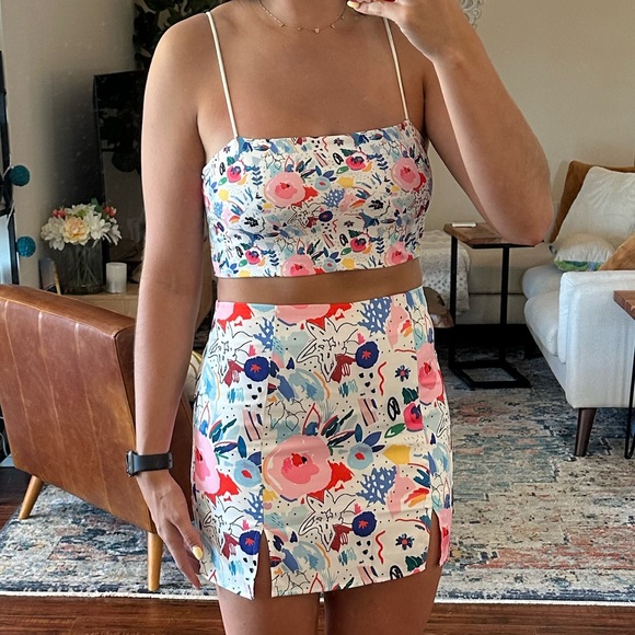 Colorful Print Matching Set - Picture 3 of 7